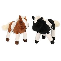 Foto van Set van 2x stuks pluche dieren paarden knuffels 25 cm - knuffel boederijdieren