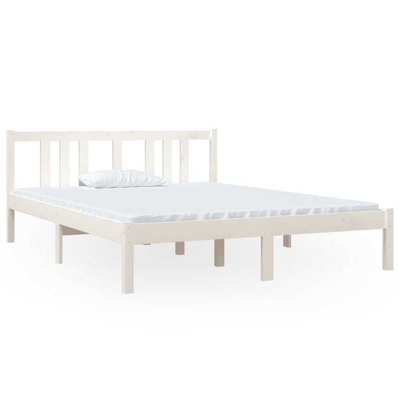 Foto van The living store houten bedframe - grenenhout - 140 x 190 cm - wit