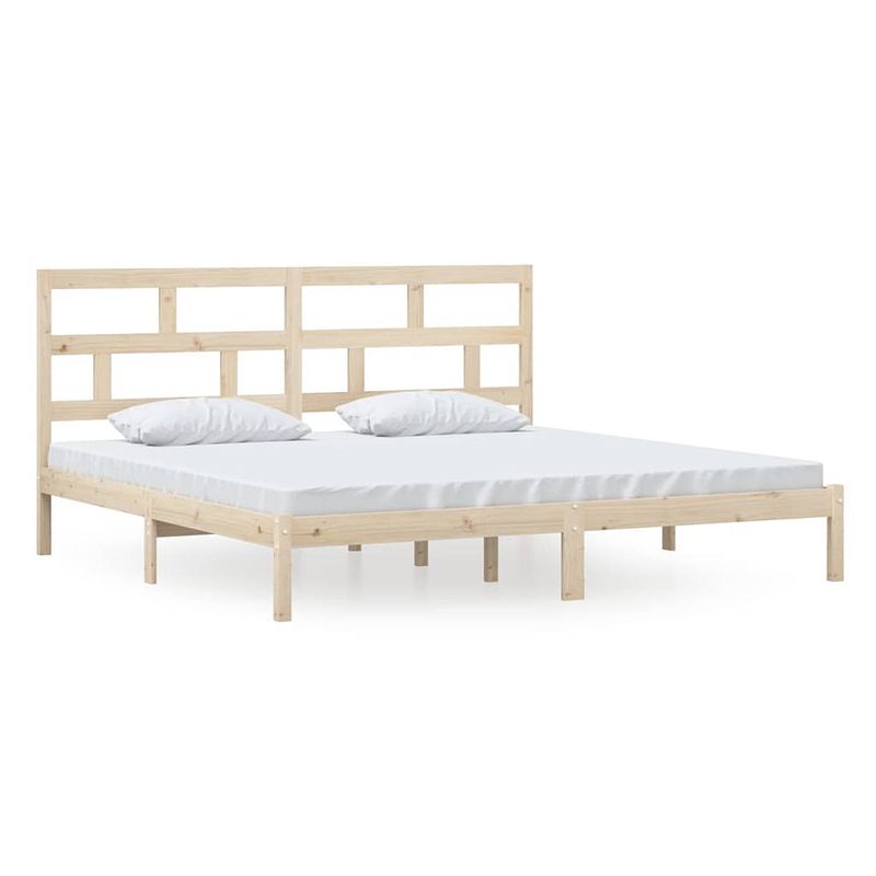 Foto van The living store bedframe scandinavisch - 205.5 x 206 x 100 cm - massief grenenhout - geen matras inbegrepen