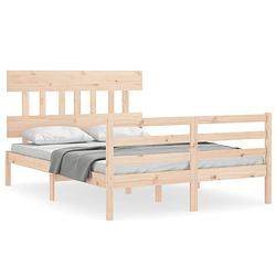 Foto van The living store bed massief grenenhout - 205.5 x 125.5 x 81 cm - multiplex lattenbodem - functioneel hoofd- en