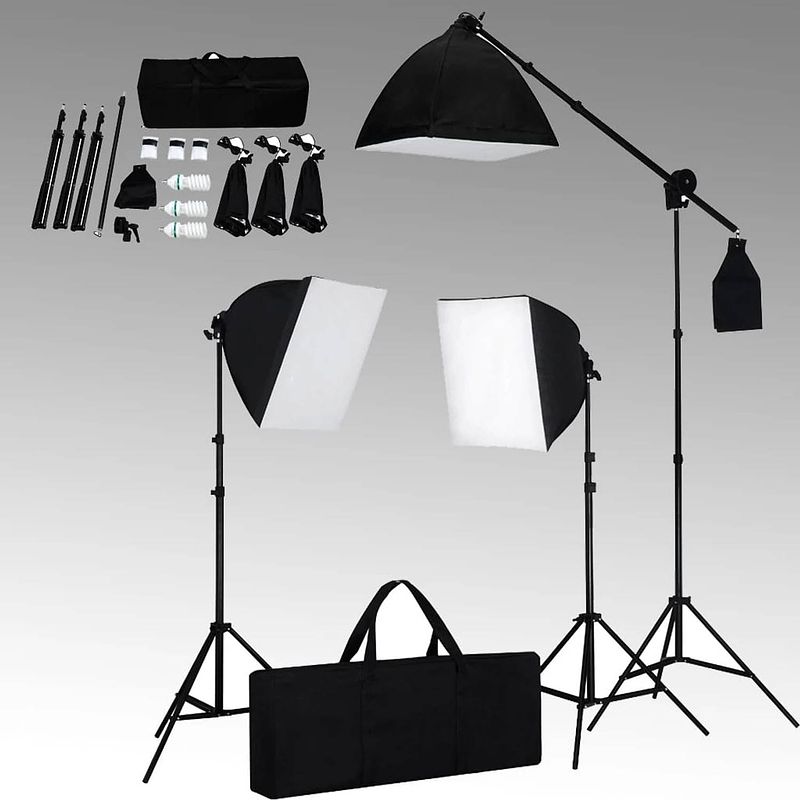 Foto van Infiori fotostudioset met softboxlampen en achtergrond