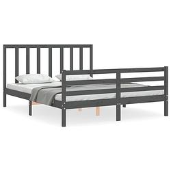 Foto van The living store bedframe - massief grenenhout - grijs - 205.5 x 155.5 x 100 cm - multiplex lattenbodem