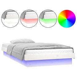 Foto van The living store klassiek bedframe - grenenhout - led-verlichting - handige afstandsbediening - 194 x 93.5 x 21 cm -