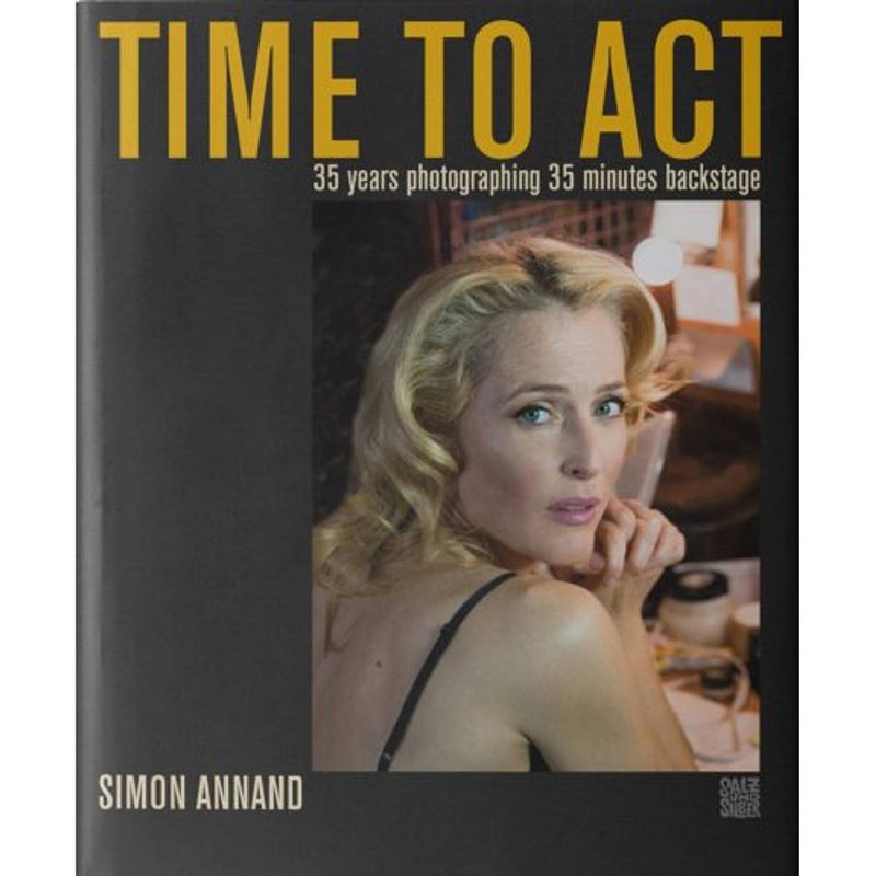 Foto van Time to act