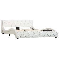 Foto van The living store kunstleren bedframe - bedframe - of afmeting- 225 x 150 x 57 cm - ken- wit - gestoffeerd -