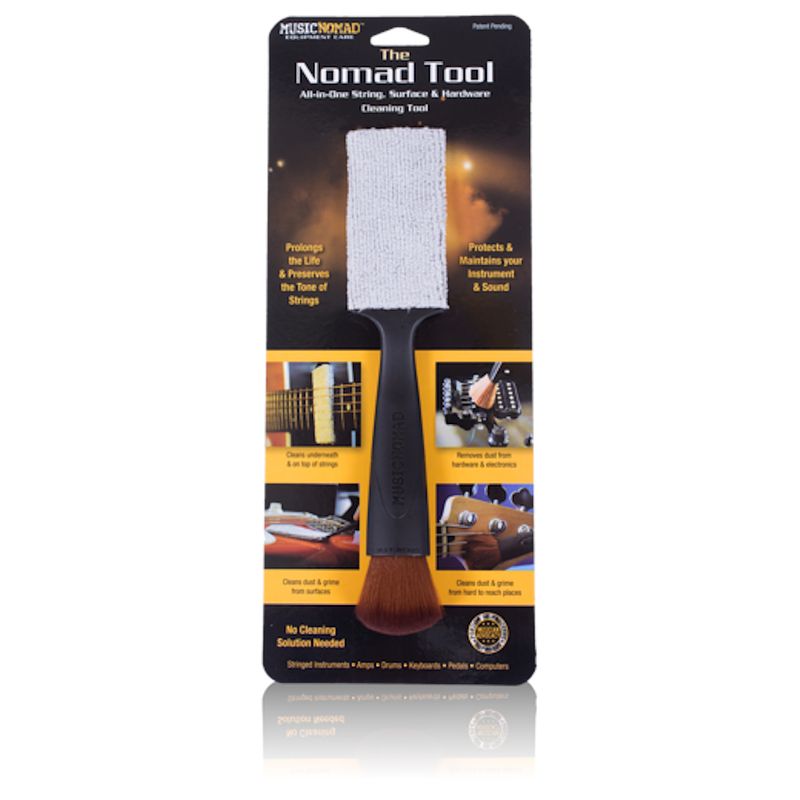 Foto van Musicnomad mn205 the nomad tool string, body & hardware cleaning schoonmaakborstel voor gitaar en versterker