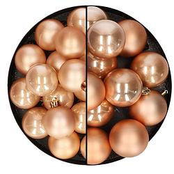 Foto van 28x stuks kunststof kerstballen lichtbruin 4 en 6 cm - kerstbal