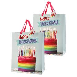 Foto van Set van 6x stuks papieren verjaardag giftbags/cadeau tasjes verjaardagstaart 25 x 32 x 12 cm - cadeautasjes