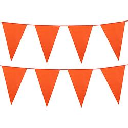 Foto van Oranje vlaggenlijn - 2x - 25 meter - 40 vlaggen - kunststof - vlaggenlijnen