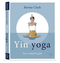Foto van Yin yoga - bernie clark - paperback (9789493301245)