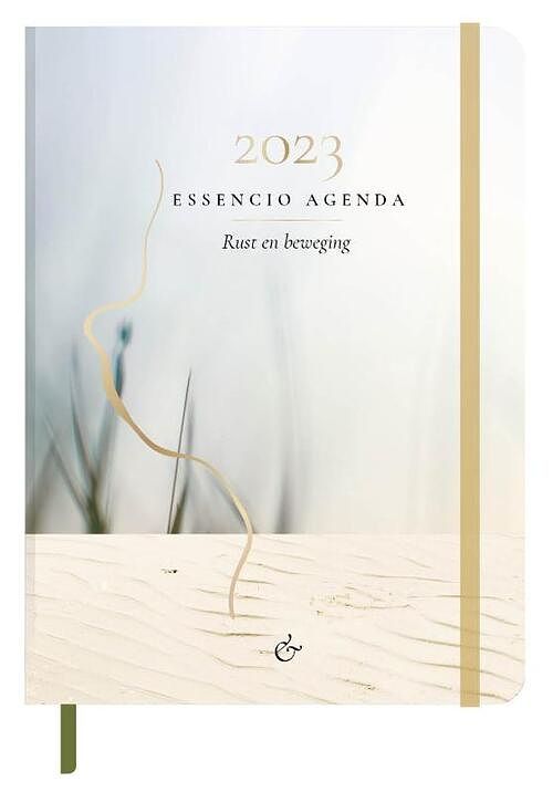 Foto van Essencio agenda 2023 groot - essencio - paperback (9789491808838)