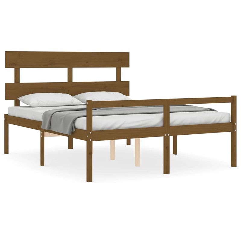 Foto van The living store massief grenenhouten bedframe - 205.5 x 155.5 x 81 cm - multiplex lattenbodem - honingbruin - matras