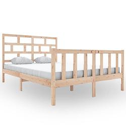 Foto van The living store houten bedframe - 205.5 x 165.5 x 69.5 cm - massief grenenhout