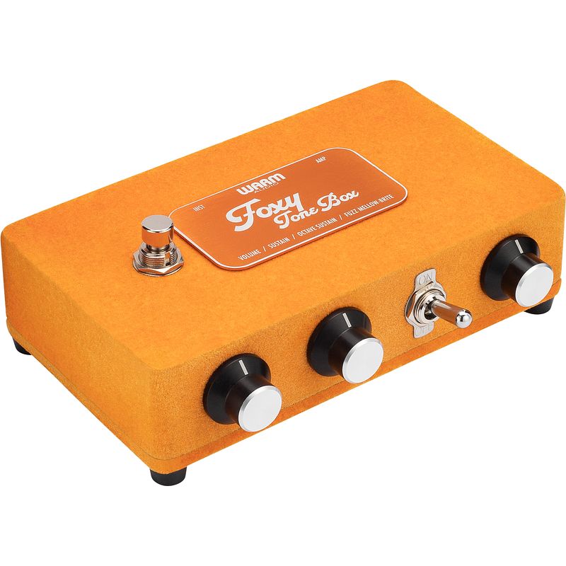 Foto van Warm audio foxy tone box fuzz pedaal