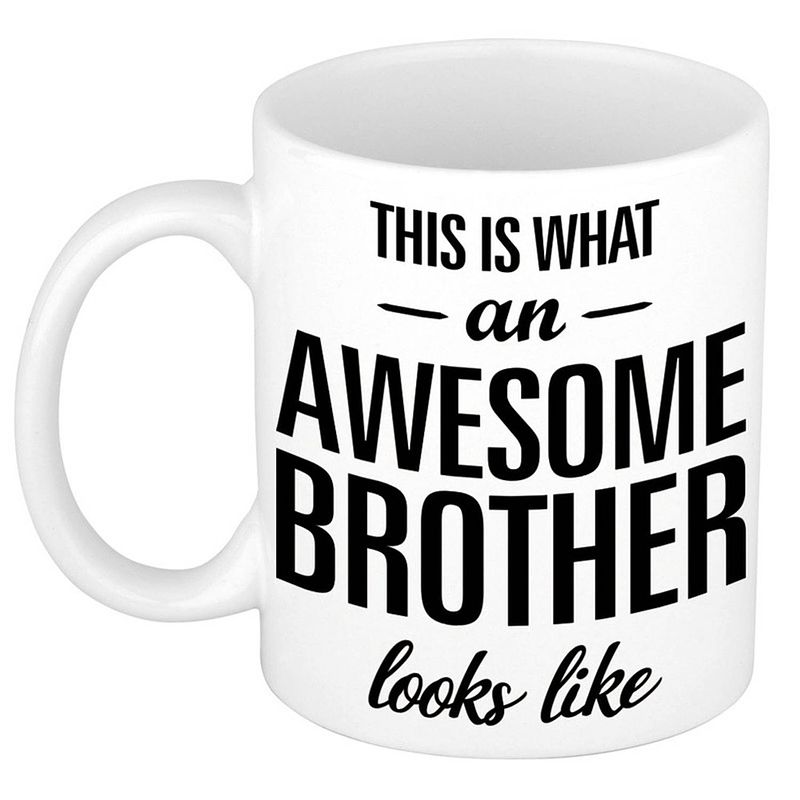 Foto van Awesome brother cadeau mok / beker voor broer 300 ml - feest mokken