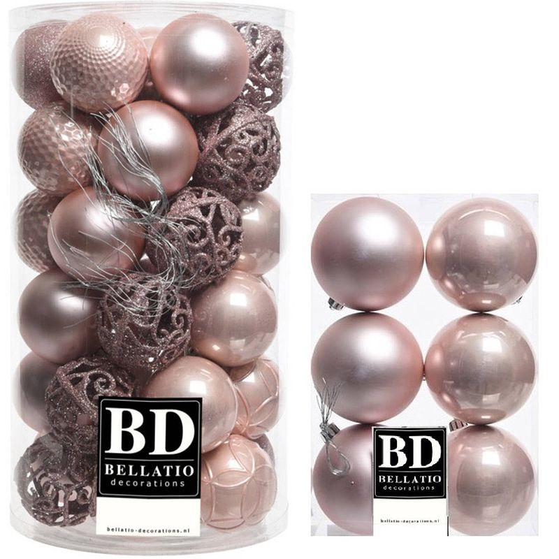 Foto van 43x stuks kunststof kerstballen lichtroze (blush pink) 6 en 8 cm glans/mat/glitter mix - kerstbal