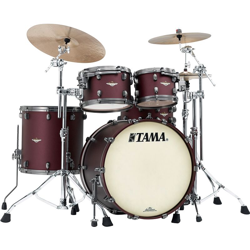 Foto van Tama ma42tzus-fbm starclassic maple flat burgundy metallic 4d. shellset smoked black nickel hardware