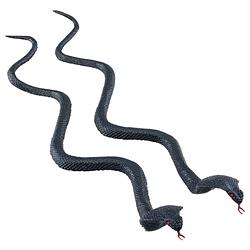 Foto van Chaks nep cobra slangen 35 cm - zwart - 2x stuks - griezel/horror thema decoratie dieren - feestdecoratievoorwerp