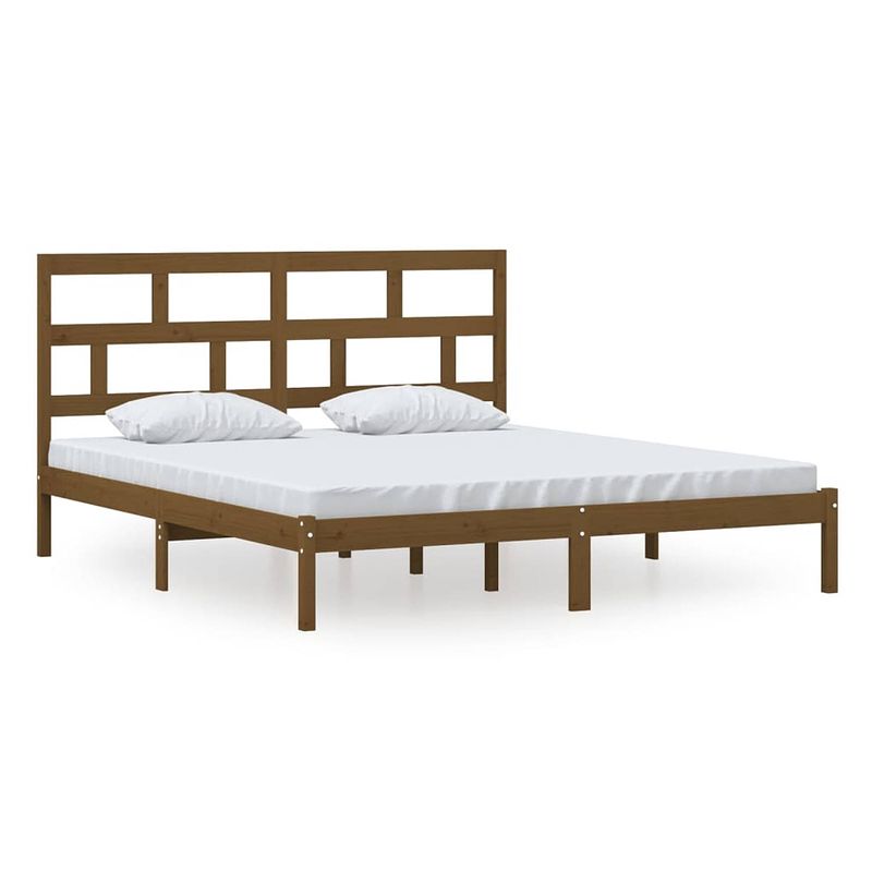 Foto van The living store bedframe - grenenhout - honingbruin - 180 x 200 cm (6ft super king)