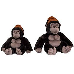 Foto van Set van 2x stuks gorilla aap/apen knuffels 20 en 30 cm - knuffeldier