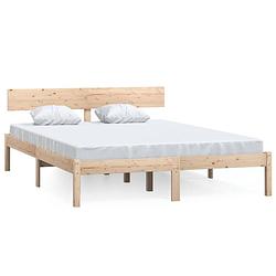 Foto van The living store bedframe - grenenhout - 140x190 cm - met hoofdeinde