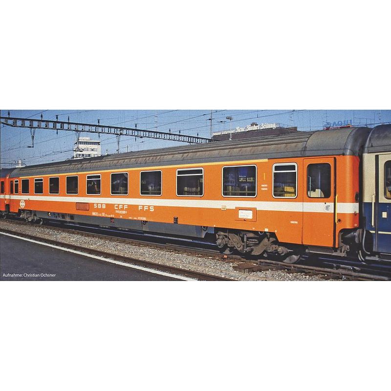 Foto van Piko h0 58531 h0 personenrijtuig eurofima van de sbb