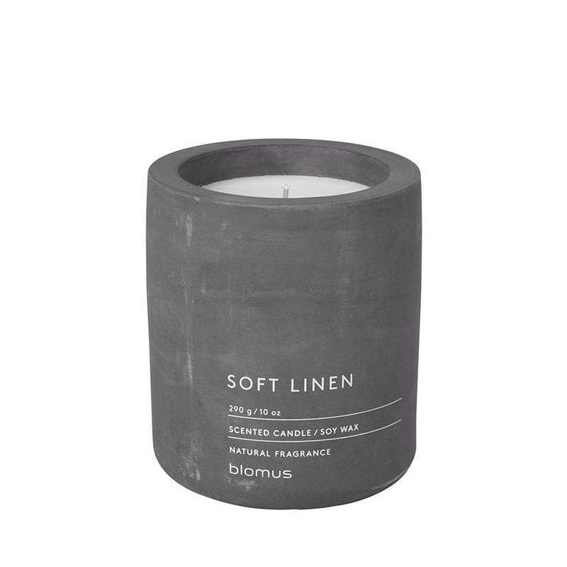 Foto van Blomus - scented candle - soft linen - magnet - l