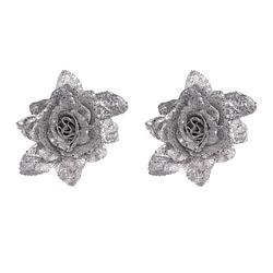 Foto van 2x stuks decoratie bloemen roos zilver glitter met blad op clip 15 cm - kersthangers