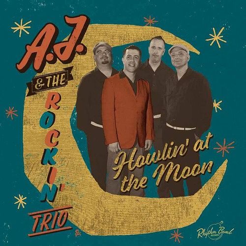 Foto van Howlin's at the moon - cd (4260072723276)