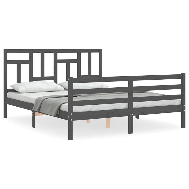 Foto van The living store bedframe massief grenenhout - grijs - 205.5 x 155.5 x 100 cm - multiplex lattenbodem