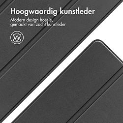 Foto van Accezz trifold bookcase samsung galaxy tab s9 tablethoesje zwart