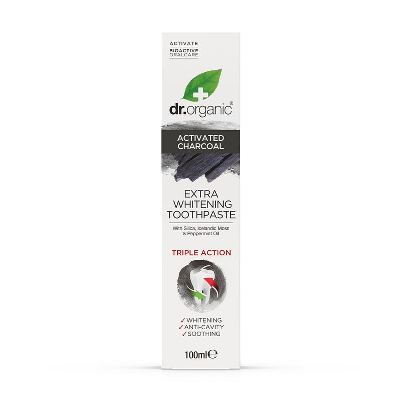 Foto van Dr organic activated charcoal extra whitening toothpaste