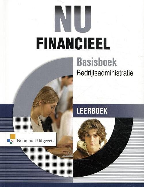 Foto van Nu financieel - paperback (9789001862022)