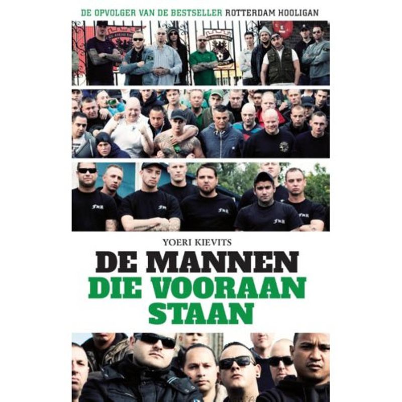 Foto van De mannen die vooraan staan