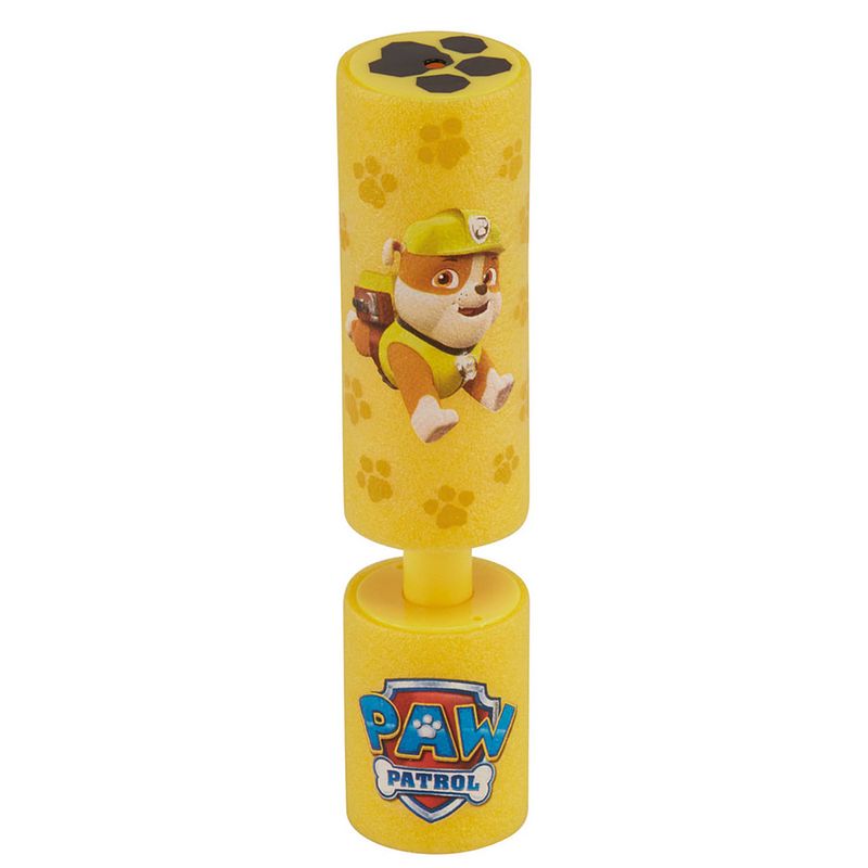 Foto van 1x paw patrol waterpistool/waterpistolen van foam geel - rubble - 15 cm - zomerspeelgoed/buitenspeelgoed