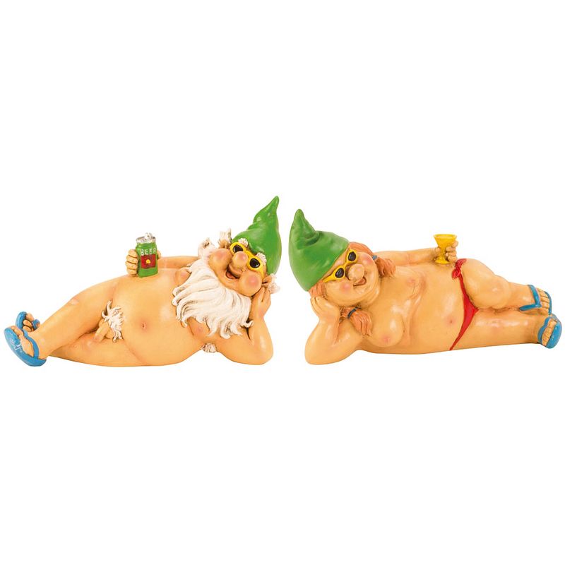 Foto van Tuinkabouter beeldjes set 2x - sexy drinking couple - polystone - 26 cm - groen - tuinbeelden