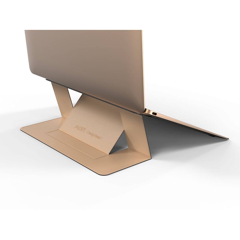 Foto van Moft laptopstandaard - goud - opvouwbaar - draagbare en verstelbare laptop stand - laptop verhoger
