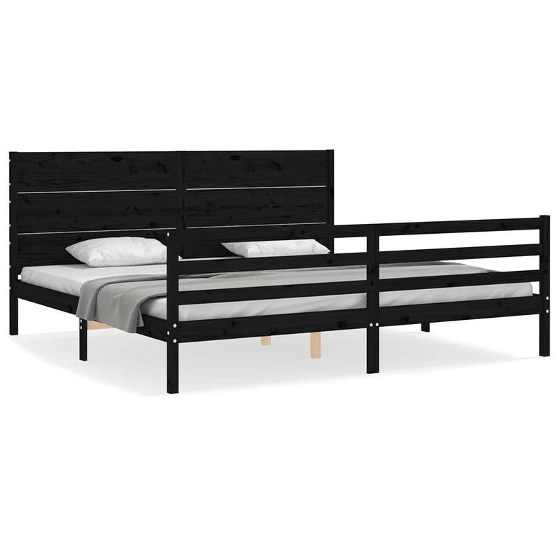 Foto van The living store bedframe - grenenhout - multiplex lattenbodem - zwart - 205.5 x 205.5 x 100 cm