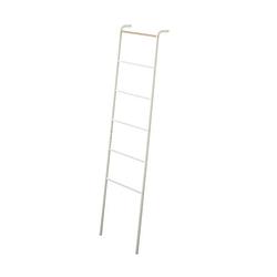 Foto van Yamazaki - ladder hanger - tower - white