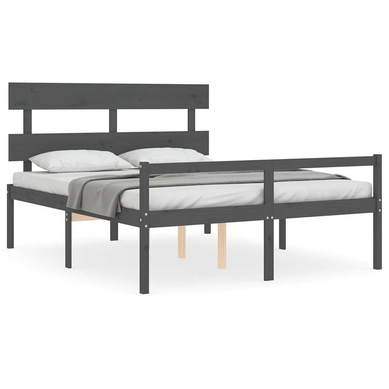 Foto van The living store bedframe - grenenhout - grijs - 205.5 x 165.5 x 81 cm - geschikt voor matras 160 x 200 cm - montage