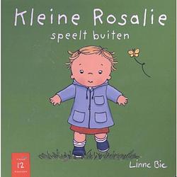 Foto van Kleine rosalie speelt buiten