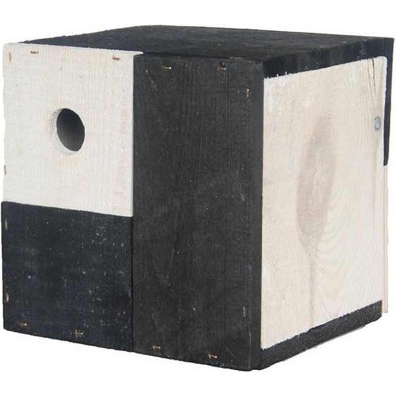 Foto van Vogelhuisje/nestkastje kubus zwart/wit 18 x 18 x 18 cm - vogelhuisjes