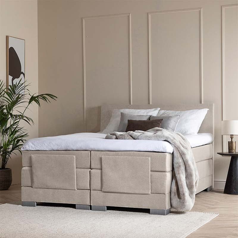 Foto van Elektrisch verstelbare 1-persoons boxspring julia elektrisch - beige - beige 90x220 cm - pocketvering - inclusief topper - dekbed-discounter.nl