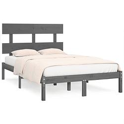 Foto van The living store bedframe - houten bedframe - 140 x 200 cm - massief grenenhout