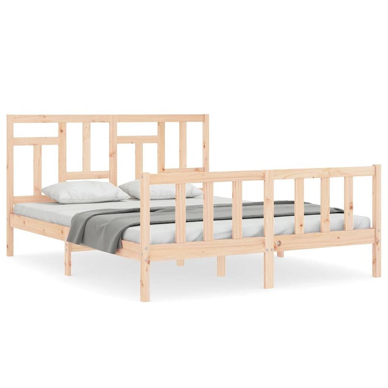 Foto van The living store massief grenenhouten bedframe - 205.5 x 165.5 x 100 cm - met multiplex lattenbodem