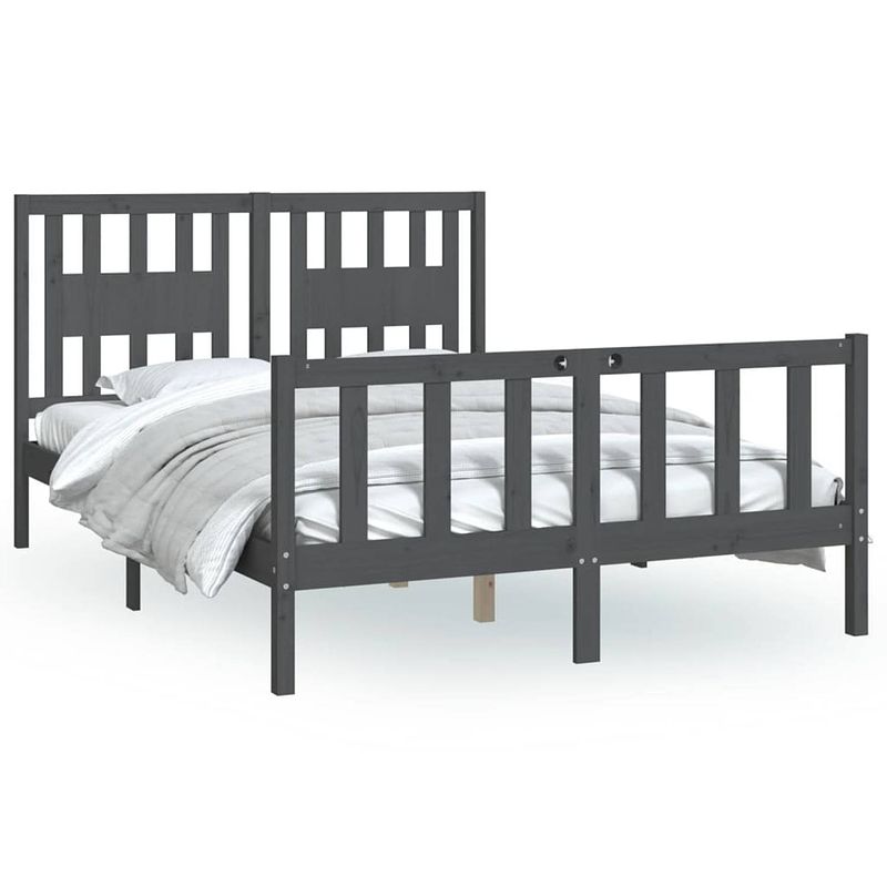 Foto van The living store bedframe - massief grenenhout - grijs - 205.5 x 125.5 x 69.5 cm - geschikt voor 120 x 200 cm matras