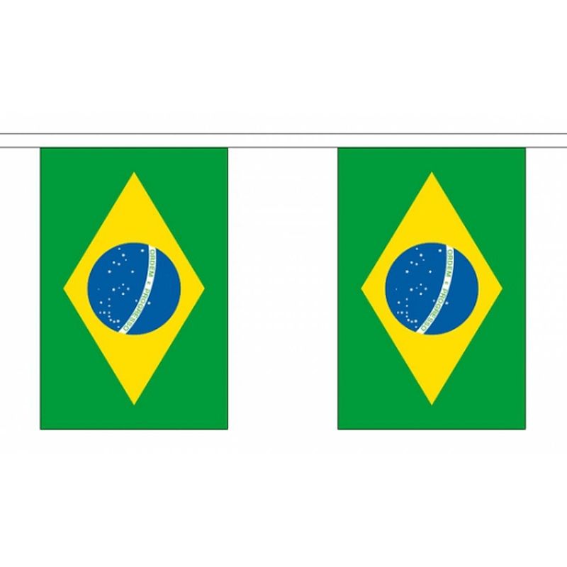 Foto van 3x buiten vlaggenlijn brazilie 3 meter - braziliaanse vlag - supporter feestartikelen - landen decoratie en versieringen