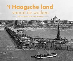 Foto van Haagsche land vanuit de wolken - carel van der velden - hardcover (9789078388234)