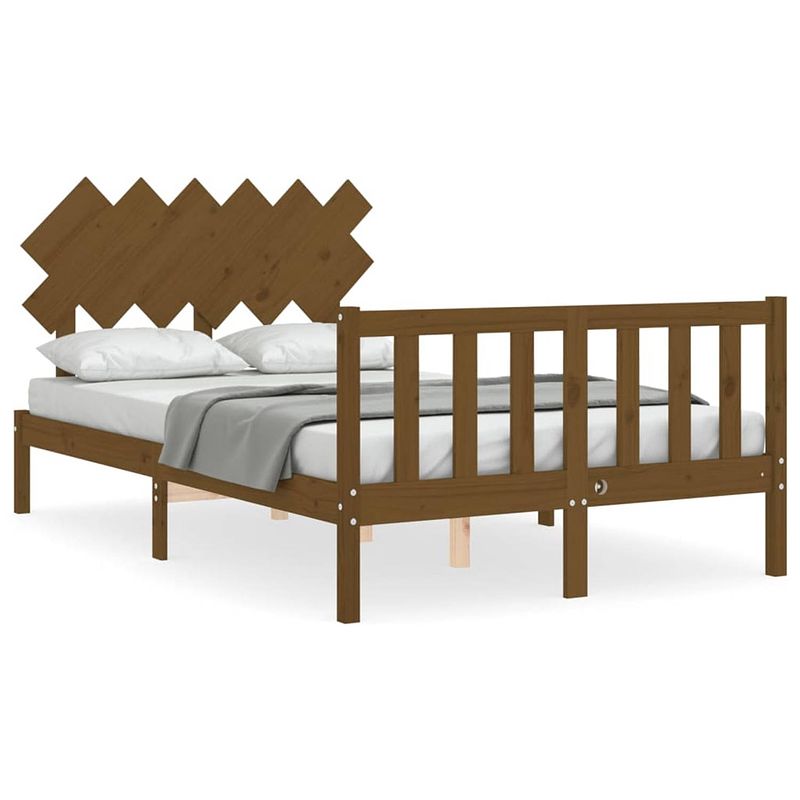 Foto van The living store bed grenenhout - massief grenenhouten bedframe - 195.5 x 125.5 x 81 cm - honingbruin