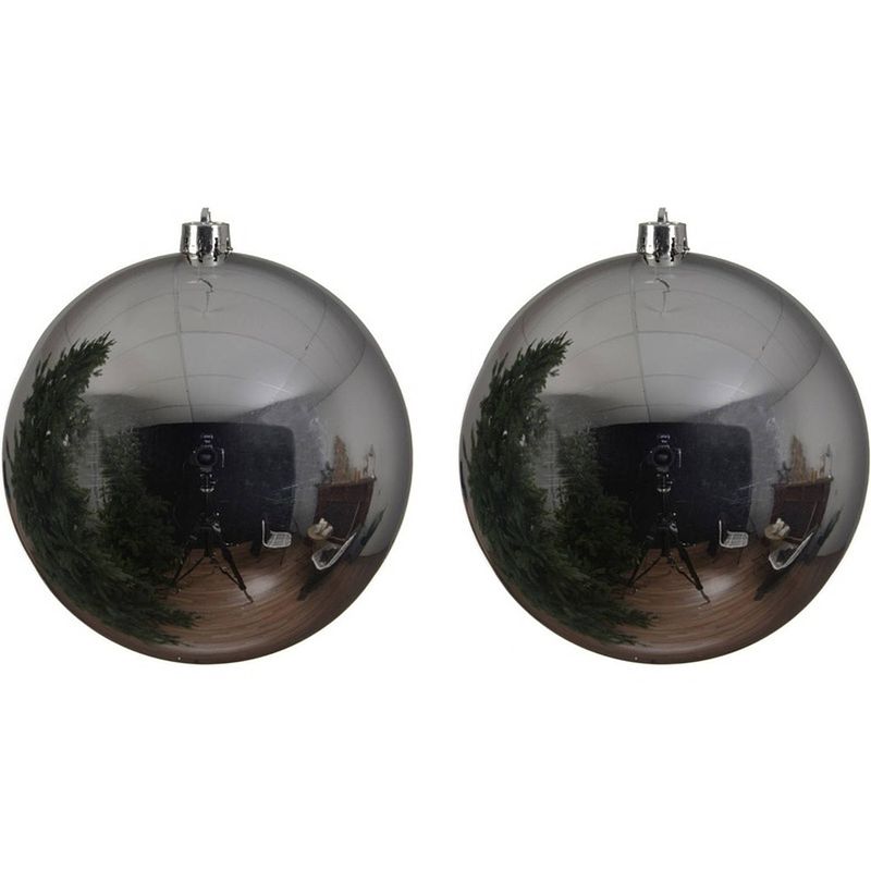 Foto van 2x grote raam/deur/kerstboom decoratie zilveren kerstballen 14 cm glans - kerstbal